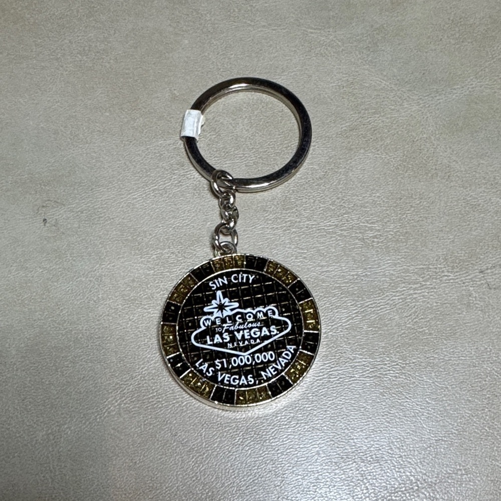 Las Vegas Souvenir Keychain 1.5"